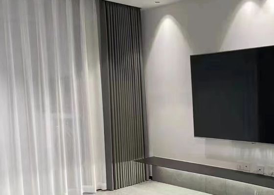 現代ビロードのホテルのタイプ カーテンの停電の適用範囲が広い調節可能