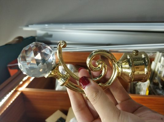 カーテン・レールのための卸し売り水晶金のカーテンの棒の金属のfinialsのカーテン・レールの付属品