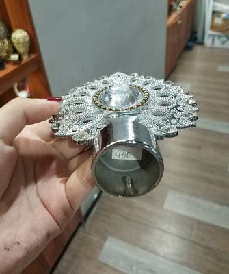 カーテン・レールの付属品のカーテン・レールのカスタマイズされた頭部はある場合もある