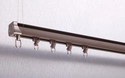 天井の台紙の窓カーテンのための自動無声カーテン トラック