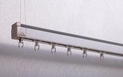 天井の台紙の窓カーテンのための自動無声カーテン トラック