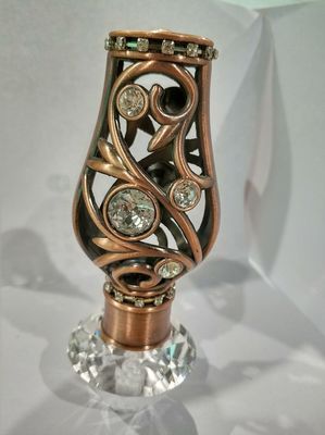 25mmの円形の金属の装飾的なカーテンのロッドエンドはローズの金材料ODMを銅張りにする