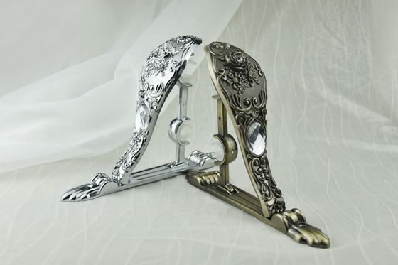 質のアルミニウム鉄の金属のカーテン・レール ブラケットの窓カーテンの棒の支持ブラケットは28/19のカーテン・レール ブラケット上がった