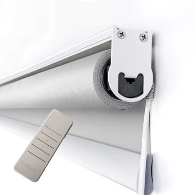 日夜スマートな制御を用いる理性的なブラインドの二重層のシマウマ様式